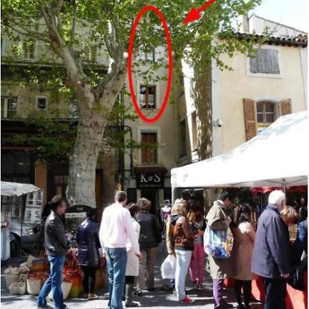 Duplex En Plein Centre Daire LʼIsle-sur-la-Sorgue Dış mekan fotoğraf