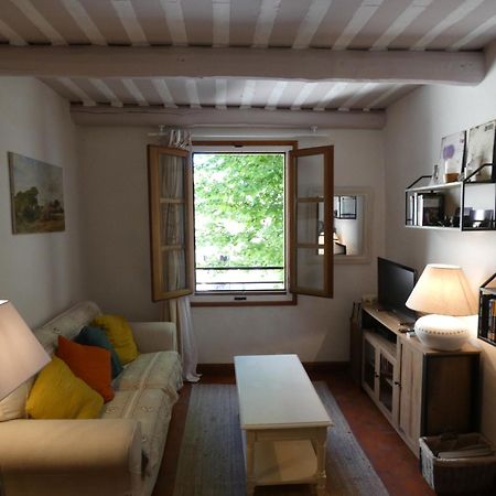 Duplex En Plein Centre Daire LʼIsle-sur-la-Sorgue Dış mekan fotoğraf