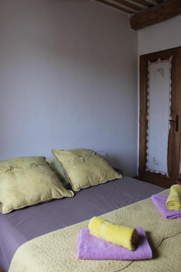 Duplex En Plein Centre Daire LʼIsle-sur-la-Sorgue Dış mekan fotoğraf
