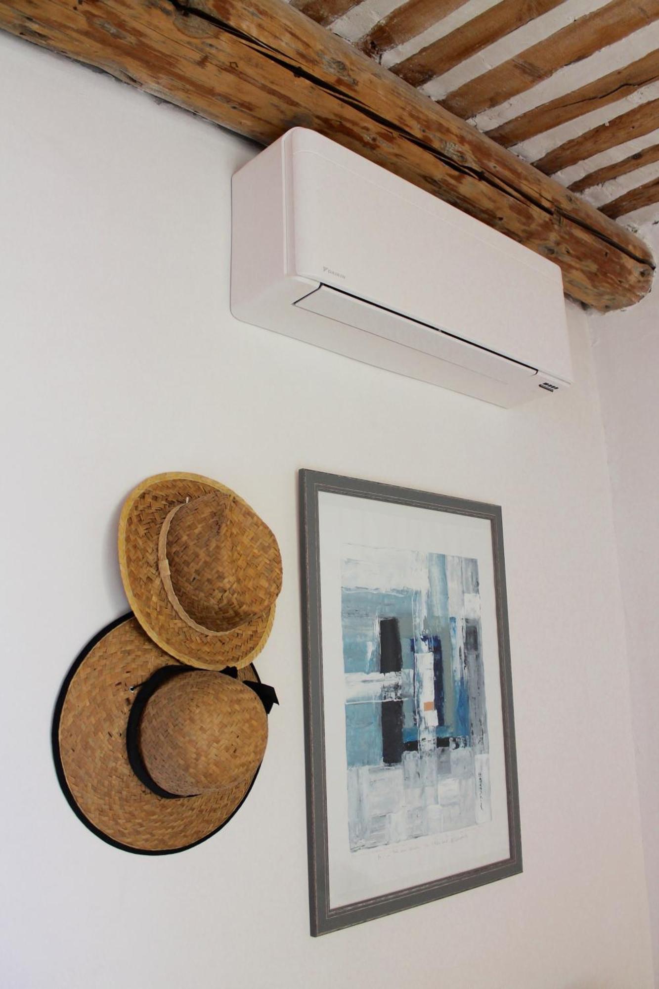 Duplex En Plein Centre Daire LʼIsle-sur-la-Sorgue Dış mekan fotoğraf
