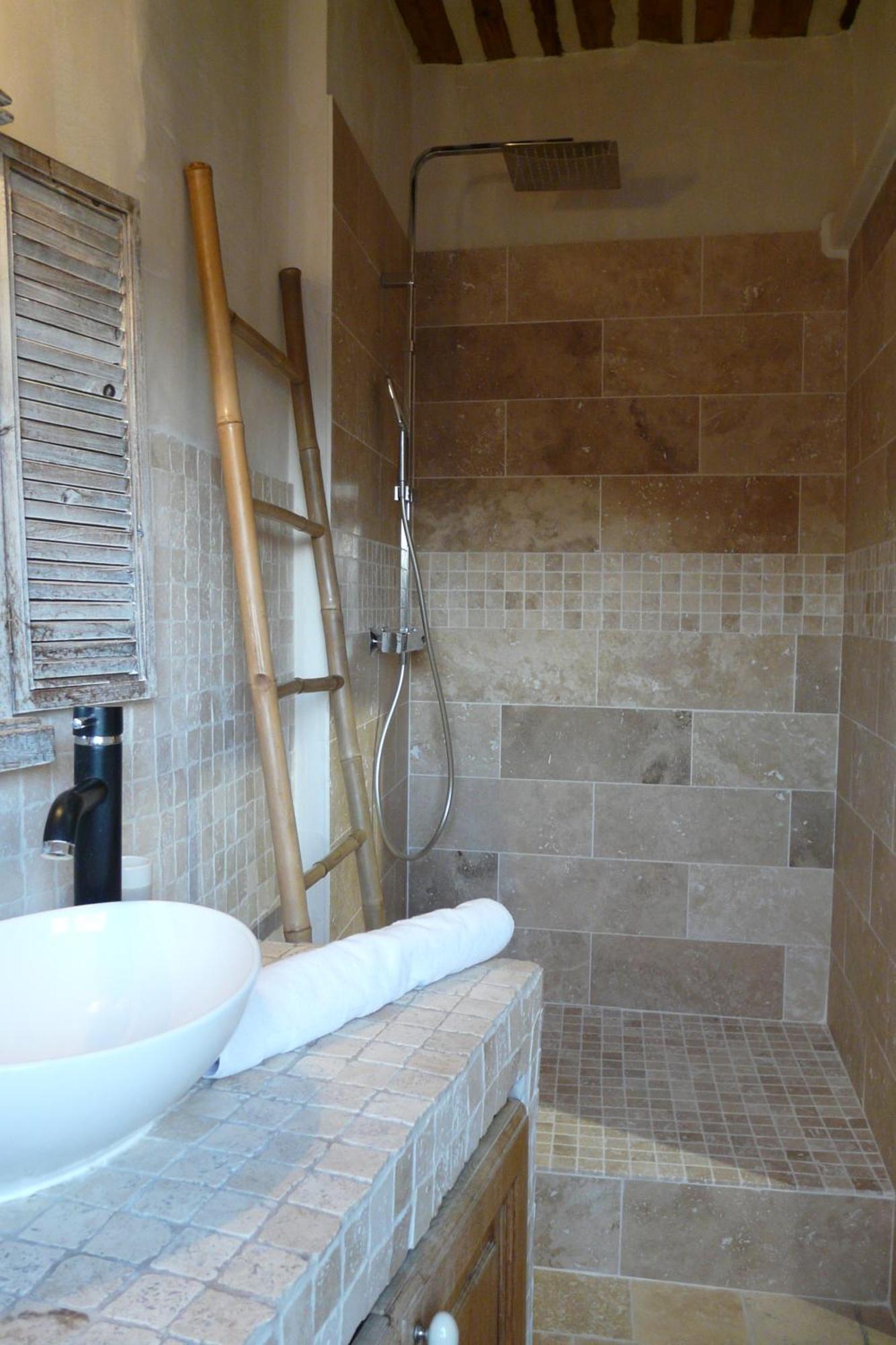 Duplex En Plein Centre Daire LʼIsle-sur-la-Sorgue Dış mekan fotoğraf